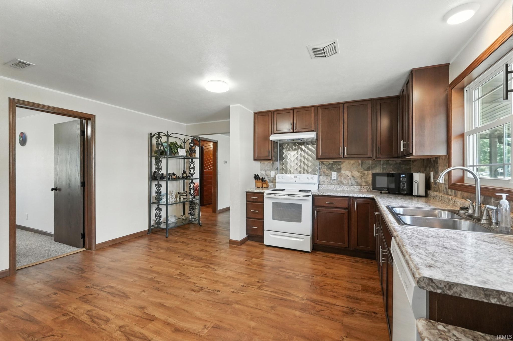 Image of 522 N MAIN Street