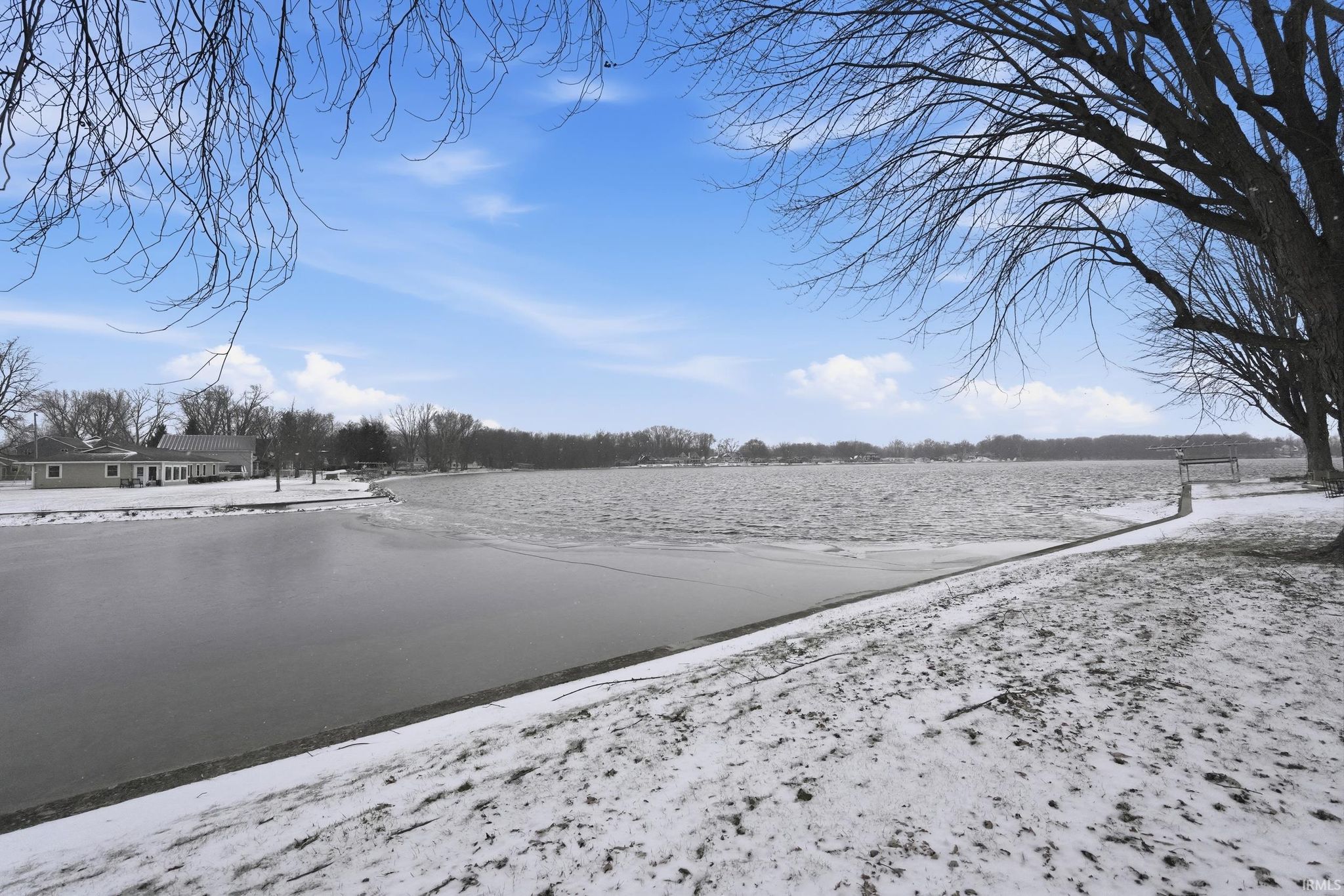 Image of 0690 E 635 S - Dallas Lake.