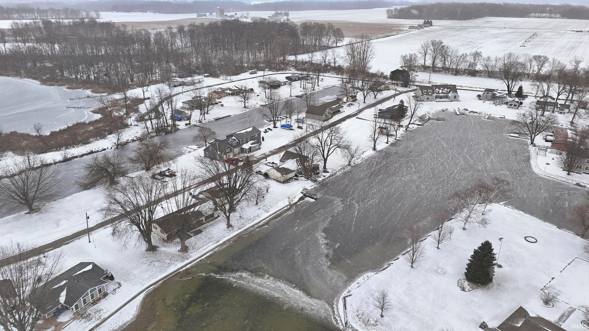 Image of 0690 E 635 S - Dallas Lake.