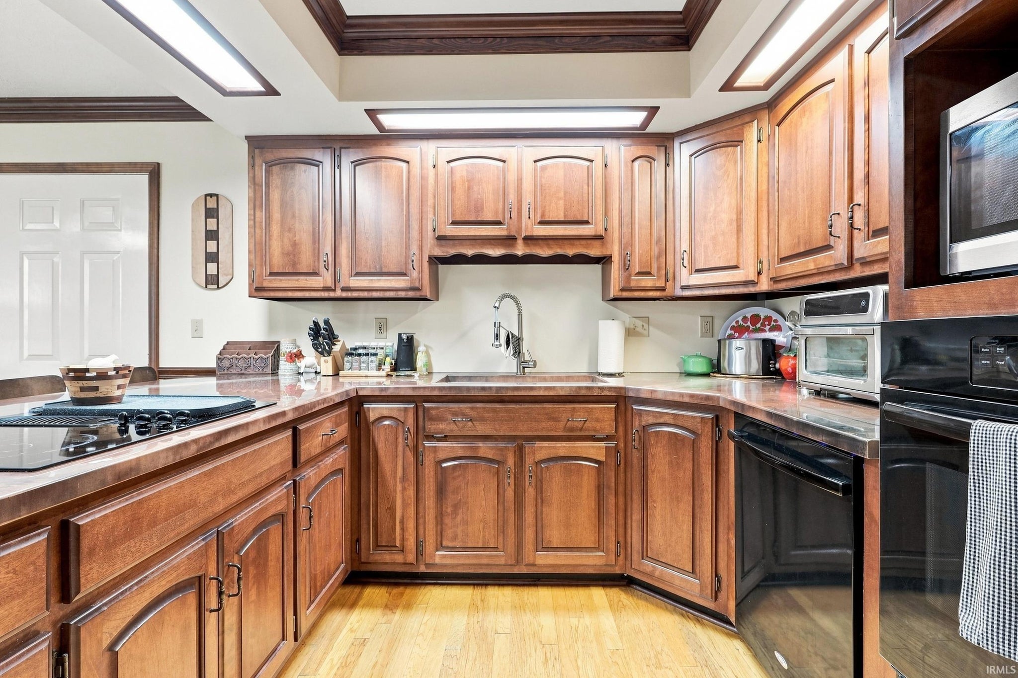 Image of 301 Oakwood Drive